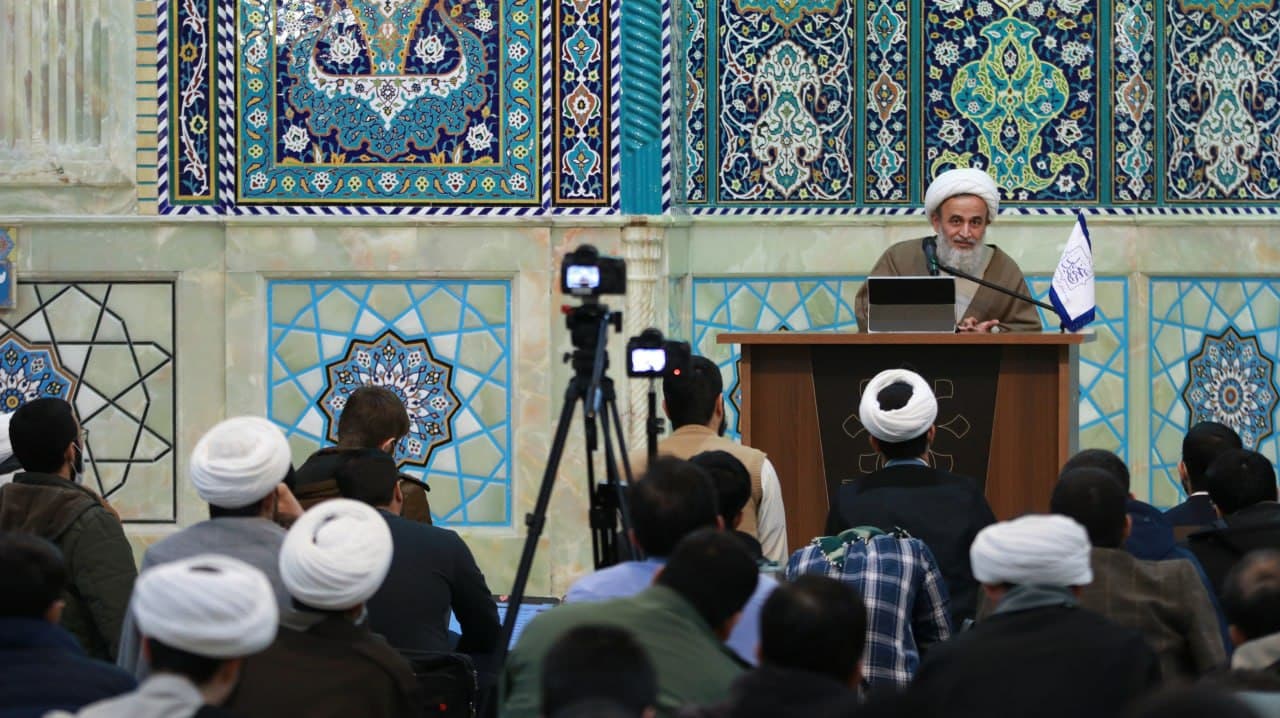گزارش تصویری - اولین جلسه درس «دانش تبلیغ دین» در حوزه علمیه-1400/11/18
